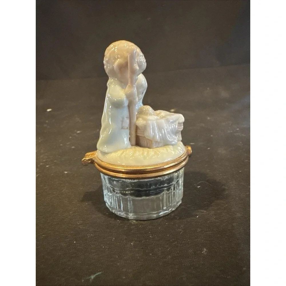 Vintage 2000 Enesco Precious Moments Nativity Hinged Ring Trinket Box